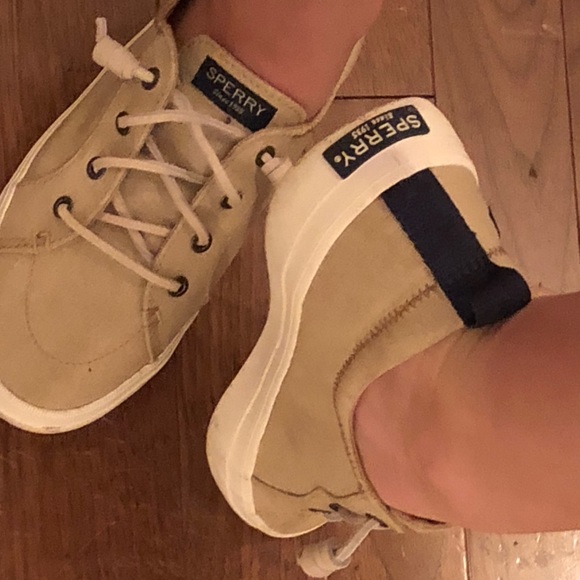 Tan sperry sneakers✨ - Picture 2 of 4